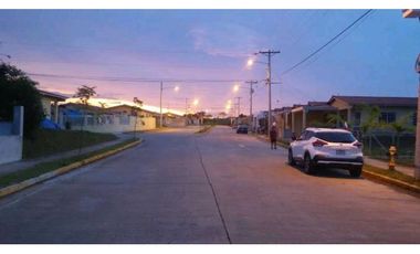 ALQUILO CASA EN VERONO PRADERA AZUL