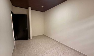 VENTA DE CASA EN DAVID CENTRO CERCADA
