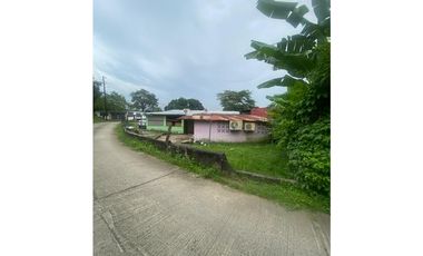 SAN MIGUELITO AUTOMOTOR VENTA DE TERRENO  CON 6 APARTAMENTOS A.A