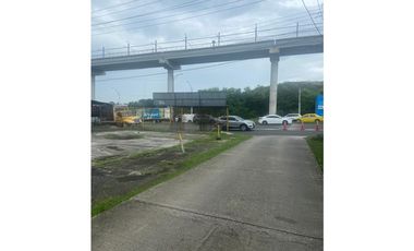 SAN MIGUELITO AUTOMOTOR VENTA DE TERRENO  CON 6 APARTAMENTOS A.A