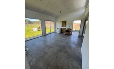 Casa a terminar en venta, barrio el marquesado.