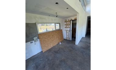 Casa a terminar en venta, barrio el marquesado.