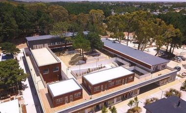 LOCAL 34 -PASEO COMERCIAL COSTA ESMERALDA - ALQUILER