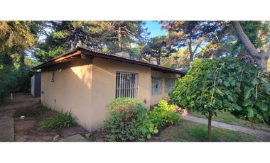 CASA A LA VENTA EN VALERIA DEL MAR CON DEPARTAMENTO SEPARADO