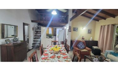 CASA A LA VENTA EN VALERIA DEL MAR CON DEPARTAMENTO SEPARADO