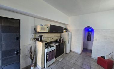 Departamento Tipo Casa en venta en Bernal Oeste