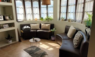 Casa en venta c/ cochera en Alto padilla