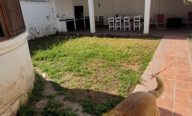Casa en venta c/ cochera en Alto padilla