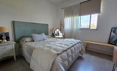 OPORTUNIDAD. Departamento en venta 2 amb. AMOBLADO c/ cochera. Lagoon Pilar.