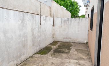 Casa en alquiler en Burzaco