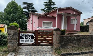 V111.ICHO CRUZ. CASA 4 DORM. FRENTE AL RIO.