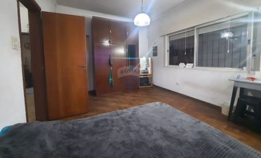 Venta de casa 3 amb, 12 octubre 1087 F. Varela