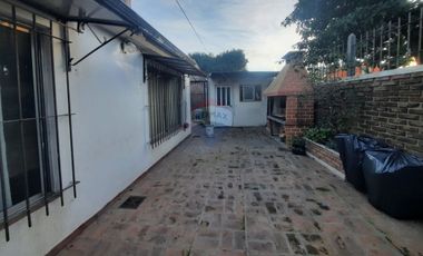 Venta de casa 3 amb, 12 octubre 1087 F. Varela