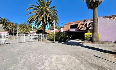 Sitio en Venta en Av Santa María - Ramón Carrasco