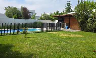 Casa en Arriendo en BRISAS NORTE CHICUREO