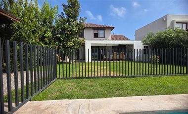 Casa en Arriendo en BRISAS NORTE CHICUREO