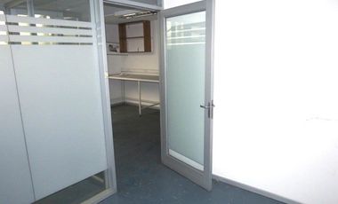 Local Comercial en Arriendo en Diagonal Paraguay N° 361 Local 4 Torre 10