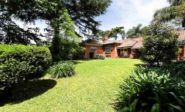 Venta Casa El Cortijo 5 amb. GRAN LOTE c Pileta