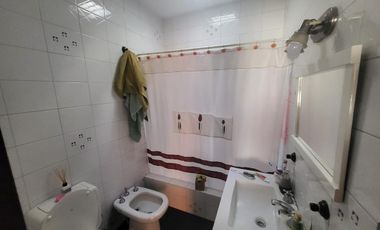 En Venta | Oportunidad! Importante Propiedad en Moreno con 2 Locales en Planta Baja