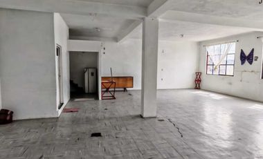 CASA CON DEPARTAMENTOS  Y LOCAL EN VENTA NICOLAS ROMERO