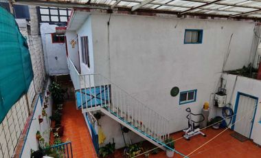 CASA CON DEPARTAMENTOS  Y LOCAL EN VENTA NICOLAS ROMERO