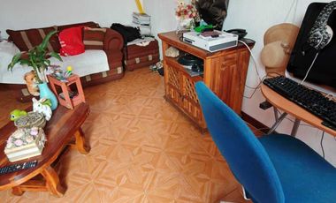 CASA CON DEPARTAMENTOS  Y LOCAL EN VENTA NICOLAS ROMERO