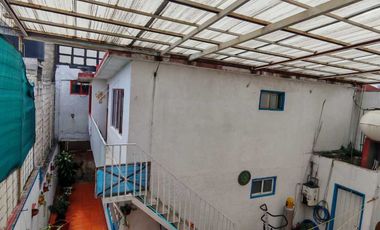 CASA CON DEPARTAMENTOS  Y LOCAL EN VENTA NICOLAS ROMERO