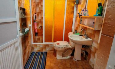 CASA CON DEPARTAMENTOS  Y LOCAL EN VENTA NICOLAS ROMERO