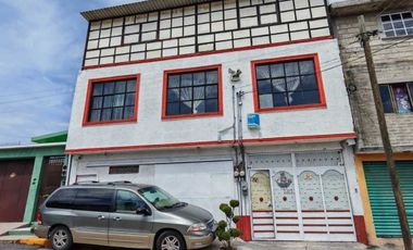 CASA CON DEPARTAMENTOS  Y LOCAL EN VENTA NICOLAS ROMERO