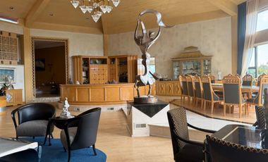 Casa en venta en Bosques de las Lomas. Jardín