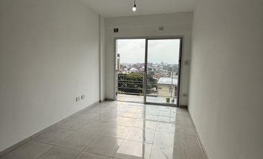 Departamento dos ambientes - Vista libre con balcon - Cuarto piso