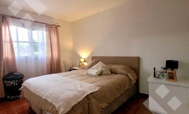 Venta Triplex 2 dormitorios- Estudio- Islas Malvinas 1900- Bª Provincias Unidas