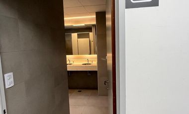 Edificio Comercial en Microcentro con frente a Av. 9 de Julio