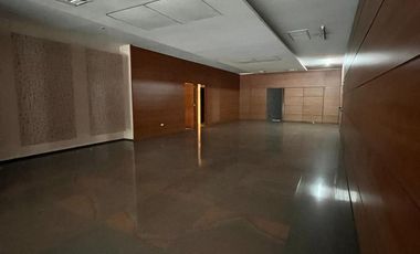 Edificio Comercial en Microcentro con frente a Av. 9 de Julio