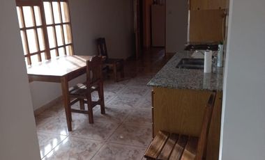 Casa venta en Los Antiguos 3 dormitorios 2 baños con patio cochera