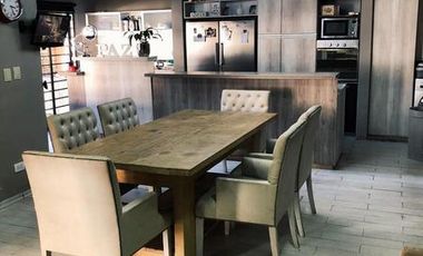 Zapiola 977 -  Monte Grande