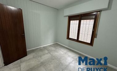 Casa 3 ambientes, verde, quincho