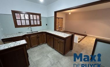 Casa 3 ambientes, verde, quincho