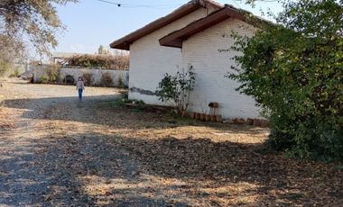 Parcela en arriendo con casa de 140m2 terreno 2 has ubicado en Graneros