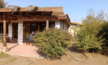 Parcela en arriendo con casa de 140m2 terreno 2 has ubicado en Graneros