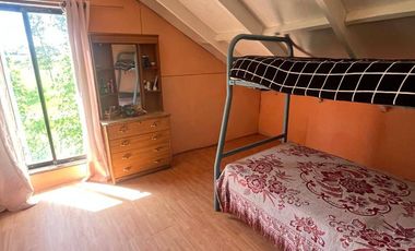 Casa en venta c/ estacionamiento en Yumbel