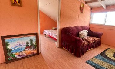 Casa en venta c/ estacionamiento en Yumbel