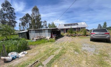 Casa en venta c/ estacionamiento en Yumbel