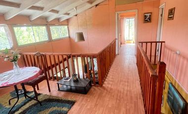 Casa en venta c/ estacionamiento en Yumbel