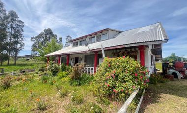 Casa en venta c/ estacionamiento en Yumbel