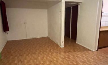 Departamento en arriendo c/ estacionamiento en Estadio Nacional