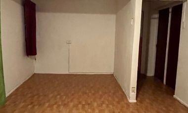 Departamento en arriendo c/ estacionamiento en Estadio Nacional