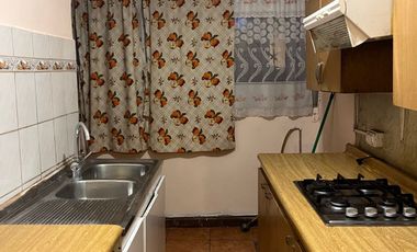 Departamento en arriendo c/ estacionamiento en Estadio Nacional