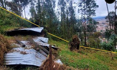 Terreno de venta en Subida a Turi – código:22035