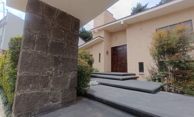 Casa en venta Club de Golf  San Carlos  Metepec Privada Paseo San José vista al campo de golf